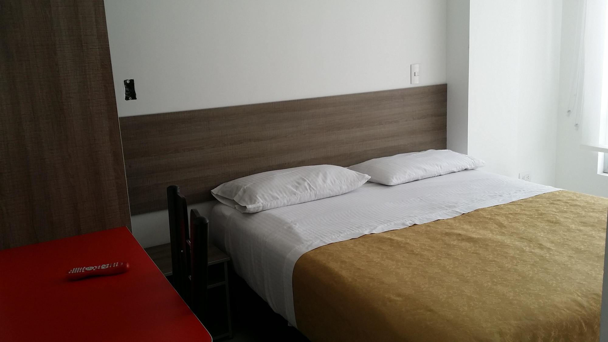 A Bogota On Holidays By Open - Hotel Cas-Embajada Americana Екстериор снимка