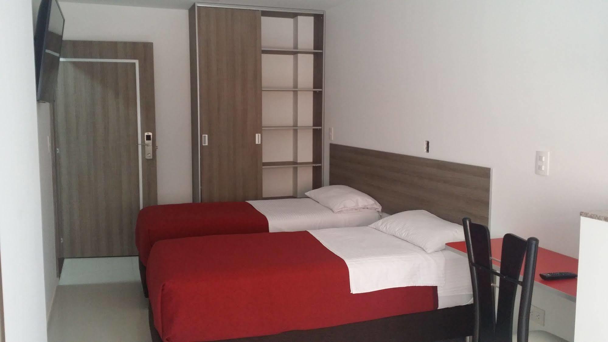 A Bogota On Holidays By Open - Hotel Cas-Embajada Americana Екстериор снимка